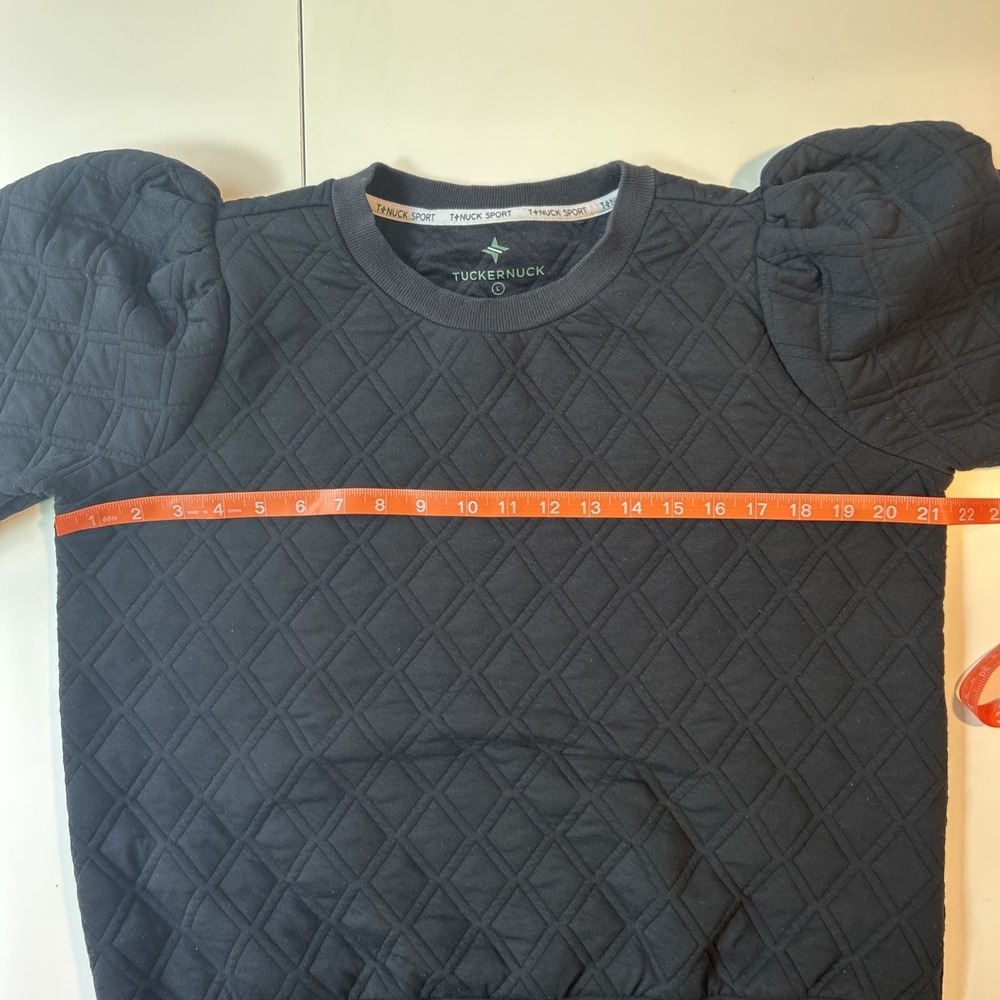 Tuckernuck Tnuck Sport Black Puff Sleeve Campbell Pullover Sweatshirt L SPF - Picture 6 of 7